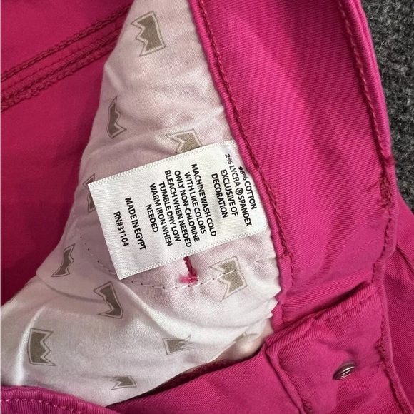 NWT Crown & Ivy Shorts Size 8 Hot Pink Woman’s Mid Rise $54.50 - Picture 3 of 9